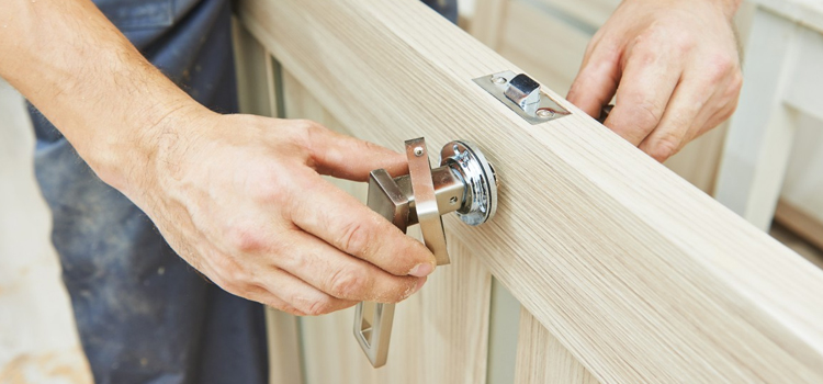 interior door repair Pleasure Point